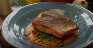 Salmon with Red Pepper Sauce